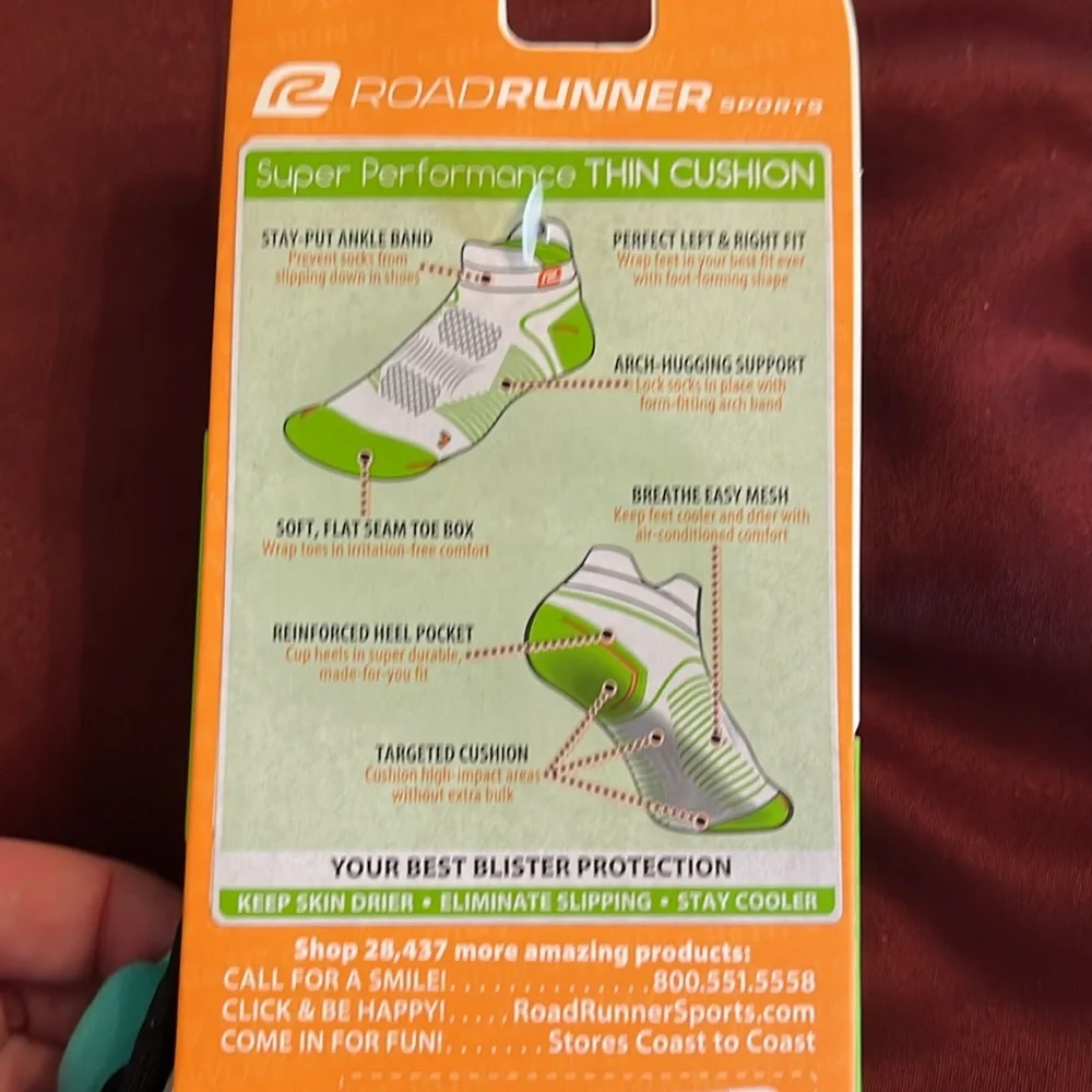 NEW Road Runner R-Gear Running Socks multicolor 3 pack SIZE 5-7 cushion no shoe